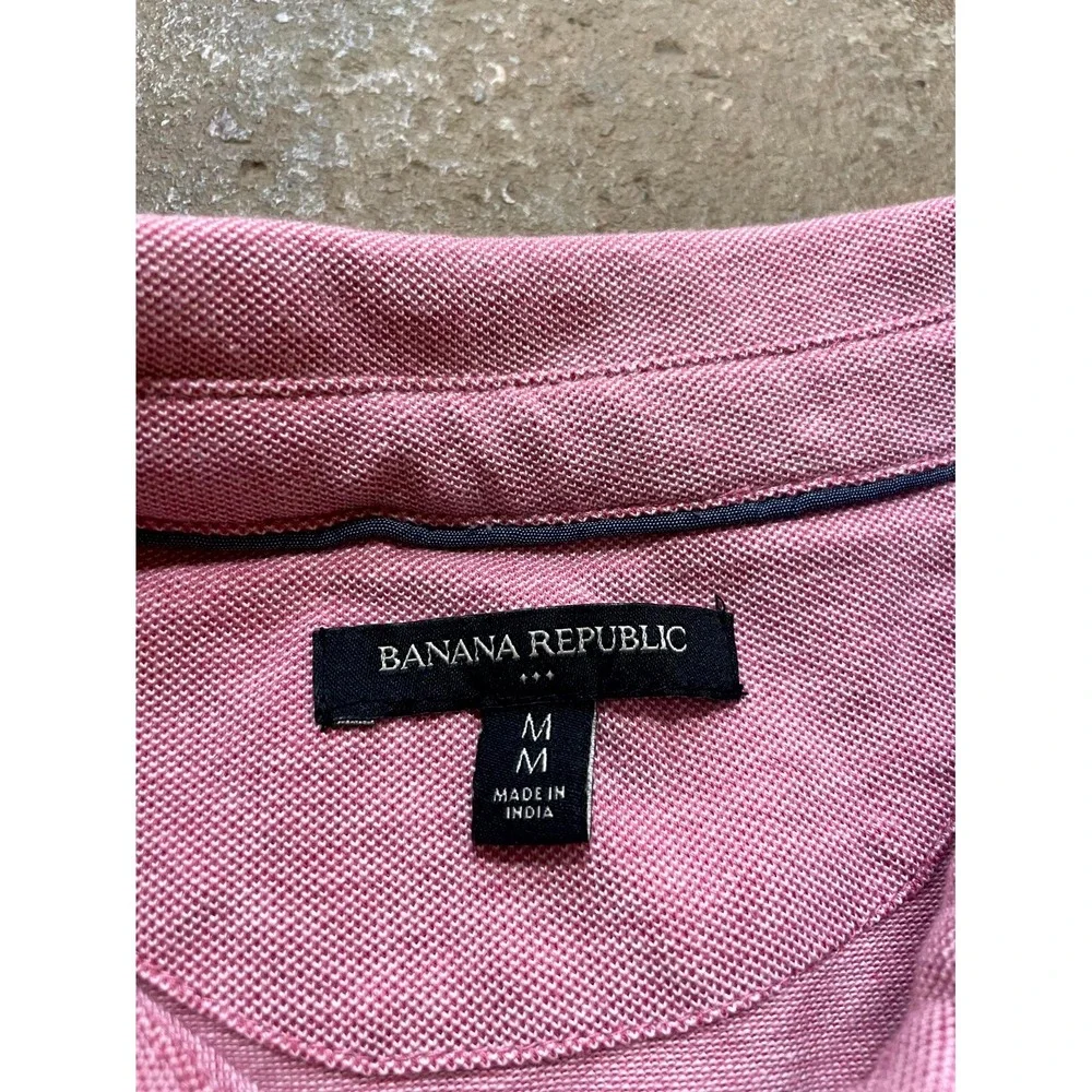 Banana Republic Polo‎ Shirt Mens Medium Pink Cotton 1/4 Button Performance Golf